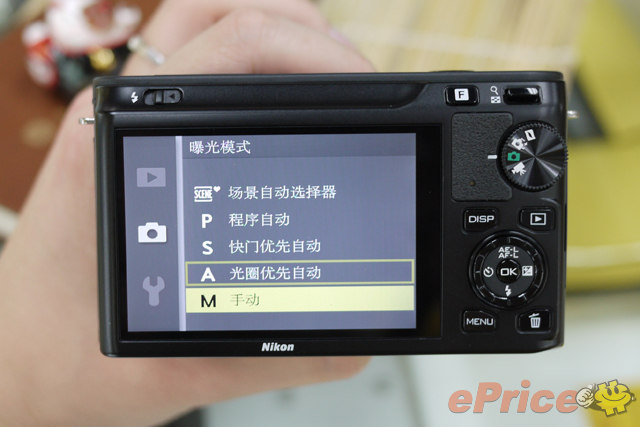 尼康 Nikon 1 V1、J1 新机到货，开箱试玩！